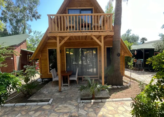 מלון Oba Beach אולודניץ