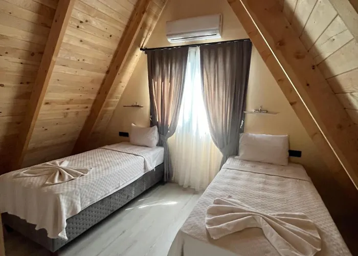 Oba Beach אולודניץ