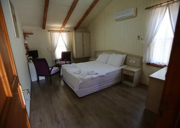 Oba Beach * אולודניץ