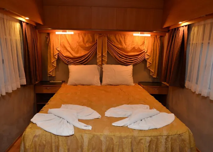 Oba Beach מלון *