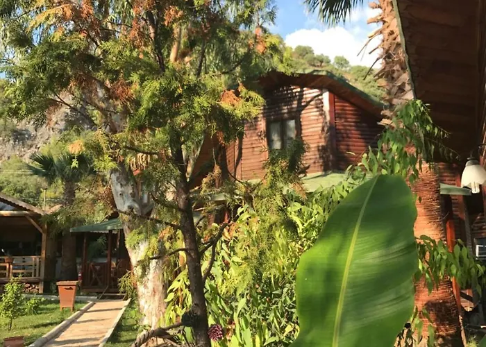 מלון Oba Beach אולודניץ